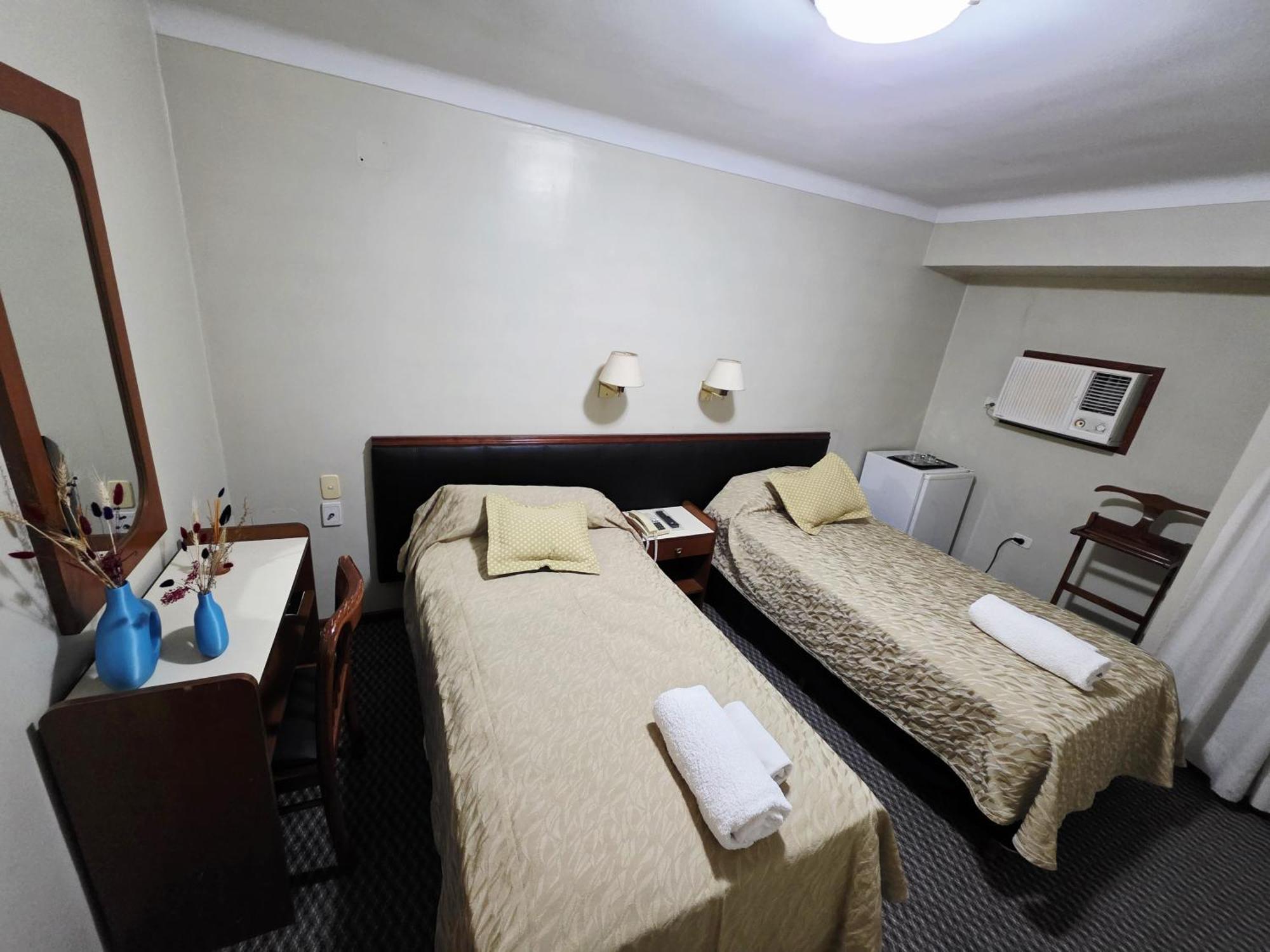 Hotel Presidente San Miguel de Tucumán Kültér fotó